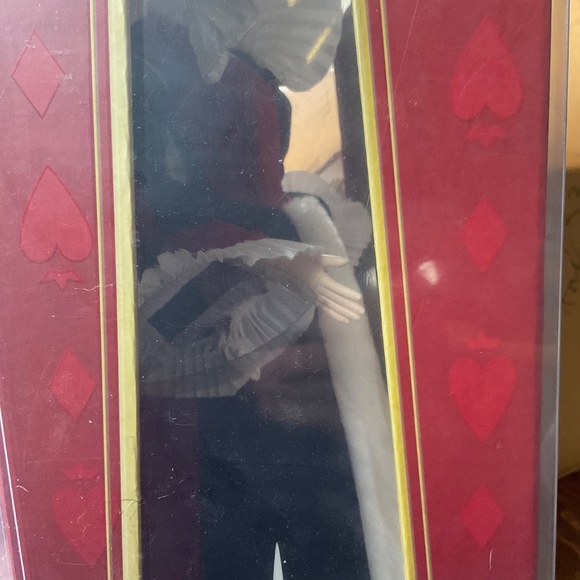 DISNEY QUEEN OF HEARTS 500 PCS LTD DOLL RARE - Picture 6 of 9